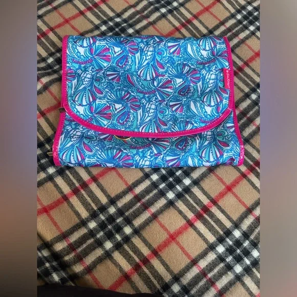 Lilly Pulitzer Target hanging valet makeup toiletry travel bag(see all photos) - Picture 2 of 10
